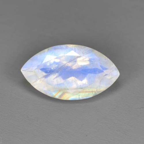 2.62克拉天然白色彩虹月光石，马眼形，13.1×7.3毫米，半透明