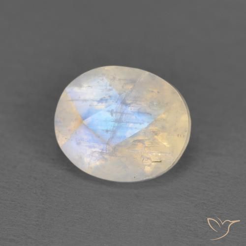 1.18克拉天然彩虹月长石，椭圆形，半透明