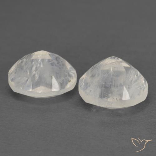 2.40克拉天然彩虹月长石，椭圆形，透明