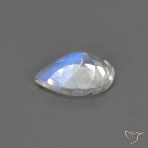 0.64克拉天然彩虹月长石，梨形，透明