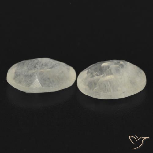 1.29克拉天然彩虹月长石，椭圆形，透明