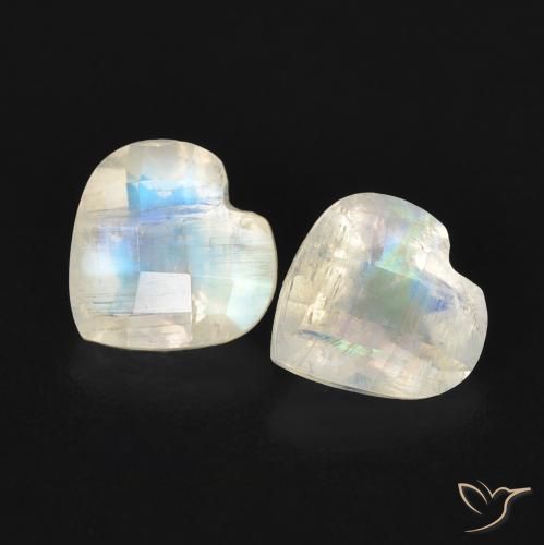 1.34克拉天然彩虹月长石，心形，透明