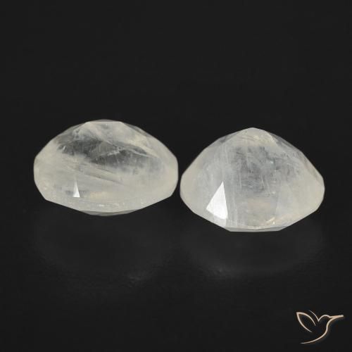 2.36克拉天然彩虹月长石，椭圆形，透明