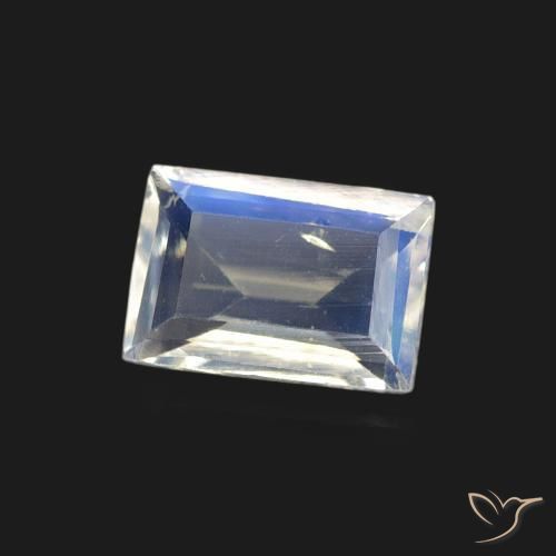 0.44克拉天然彩虹月长石，狭长方形，透明