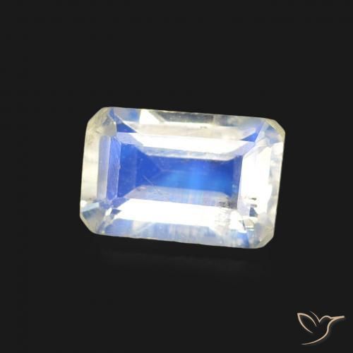 0.57克拉天然彩虹月长石，八边形，透明