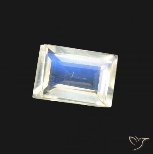 0.72克拉天然彩虹月长石，狭长方形，透明