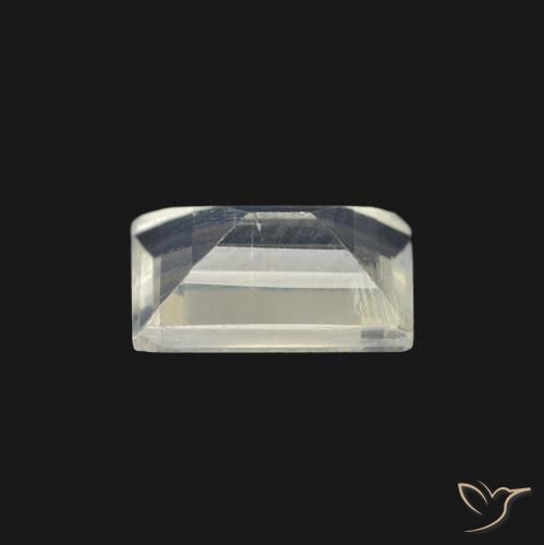 0.72克拉天然彩虹月长石，狭长方形，透明