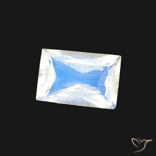 0.45克拉天然彩虹月长石，狭长方形，透明