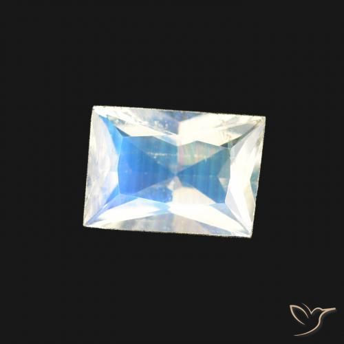 0.40克拉天然彩虹月长石，狭长方形，透明