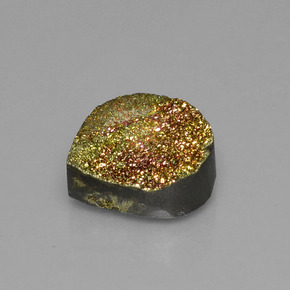 6.93克拉天然多色彩虹黄铁矿，梨形，13.8×13.7毫米，不透明
