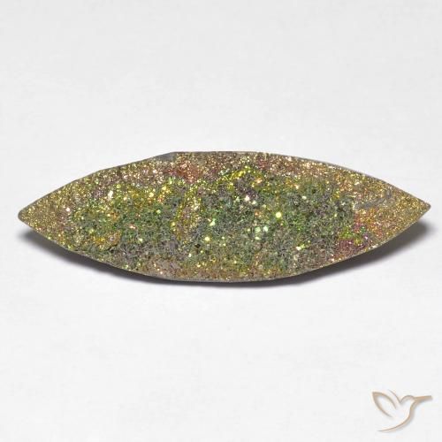 5.52克拉天然多色彩虹黄铁矿，马眼形，26×8.2毫米，不透明