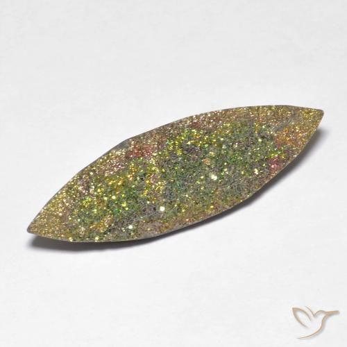 5.52克拉天然多色彩虹黄铁矿，马眼形，26×8.2毫米，不透明