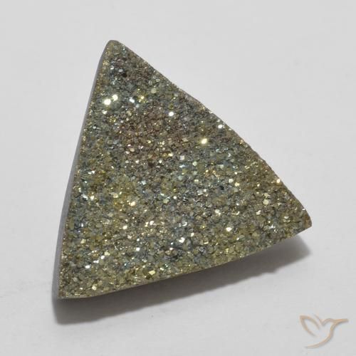 5.62克拉天然彩虹黄铁矿，胖三角形，不透明