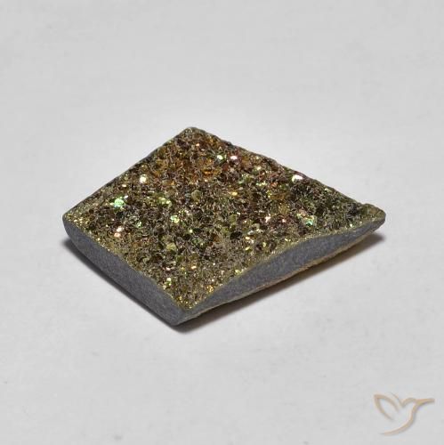 4.77克拉天然彩虹黄铁矿，花式切割，不透明