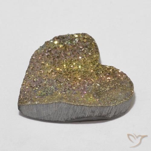 7.36克拉天然彩虹黄铁矿，心形，不透明