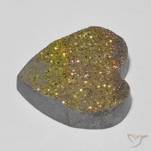 13.57克拉天然彩虹黄铁矿，心形，不透明