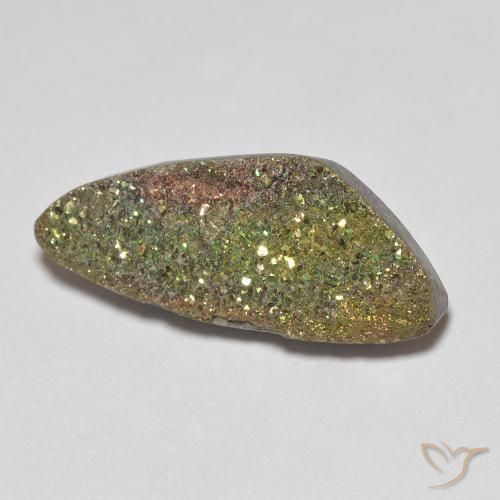 5.63克拉天然彩虹黄铁矿，花式切割，不透明