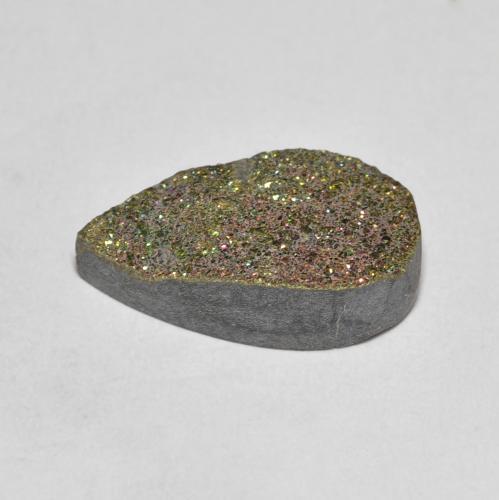 3.64克拉天然多色彩虹黄铁矿，梨形，13.9×8.1毫米，不透明