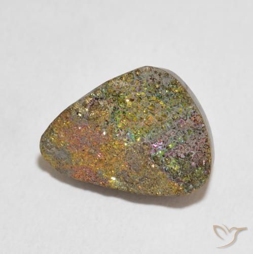 9.51克拉天然彩虹黄铁矿，花式切割，不透明