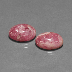 天然多色菱锰矿，椭圆形切割，14.1×10.1毫米，不透明
