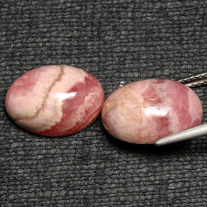 克拉天然菱锰矿，椭圆形切割，不透明