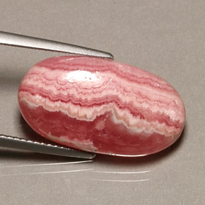 13.08克拉天然多色菱锰矿，椭圆形切割，21.6×12毫米，不透明