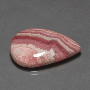 32.62克拉天然多色菱锰矿，梨形，29.5×18.5毫米，不透明