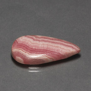 14.00克拉天然多色菱锰矿，梨形，26×12毫米，不透明