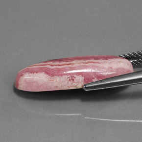 8.43克拉天然菱锰矿，椭圆形切割，不透明