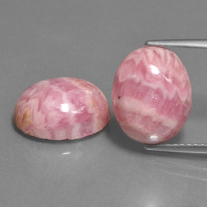 12.39克拉天然多色菱锰矿，椭圆形切割，12.2×10毫米，不透明