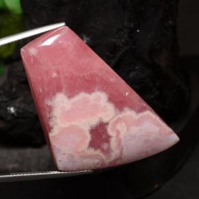 116.82克拉天然多色菱锰矿，异形，44.8×26.2毫米，半透明