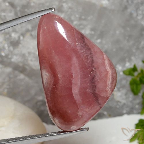 29.00ct 天然 彩色 菱锰矿, 胖三角形, 半透明