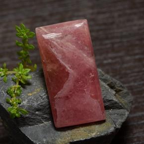 45.48克拉天然多色菱锰矿，长方形切工，32.9×16.7毫米，半透明