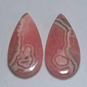29.04天然多色菱锰矿，梨形，26.2×13.5毫米，半透明