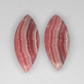 20.88天然多色菱锰矿，马眼形，27.5×10毫米，半透明