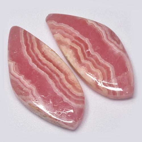 19.73天然多色菱锰矿，异形，22.2×10毫米，半透明