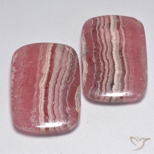 28.68克拉天然菱锰矿，垫形剪裁，半透明