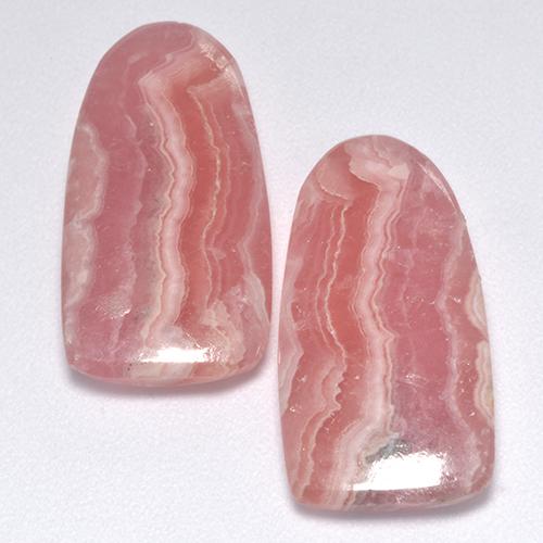 17.22天然多色菱锰矿，异形，19.8×10.2毫米，半透明