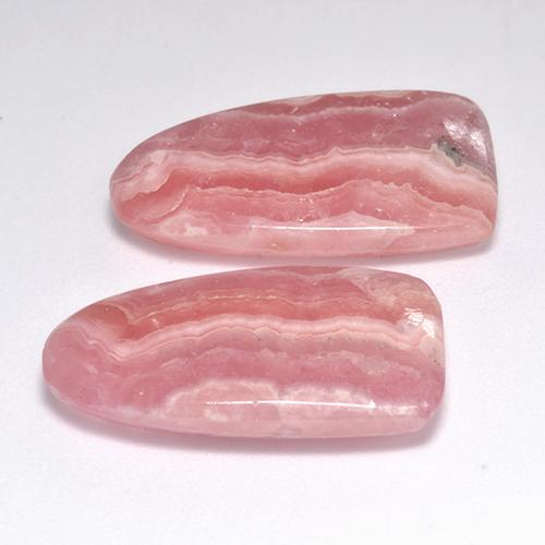 17.22天然多色菱锰矿，异形，19.8×10.2毫米，半透明