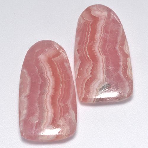 17.22天然多色菱锰矿，异形，19.8×10.2毫米，半透明