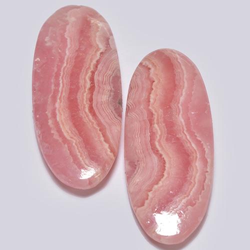 15.45天然多色菱锰矿，椭圆形切割，21.9×9.2毫米，半透明