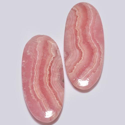 15.45天然多色菱锰矿，椭圆形切割，21.9×9.2毫米，半透明