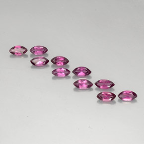 天然红色紫牙乌石榴石，马眼形，5.9×3毫米，VVS-VS