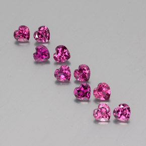 天然红色紫牙乌石榴石，心形，4×3.9毫米，VVS-VS
