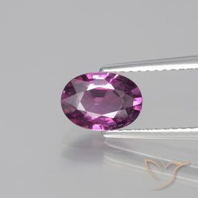 1.38ct 天然 中紫色 红榴石石榴石, 椭圆形, VS