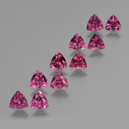 5.37天然紫色紫牙乌石榴石，三角形，5.2×5.2毫米，VS