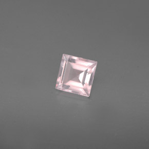 0.62克拉天然粉色粉晶，透明，5.1×5毫米，透明/半透明
