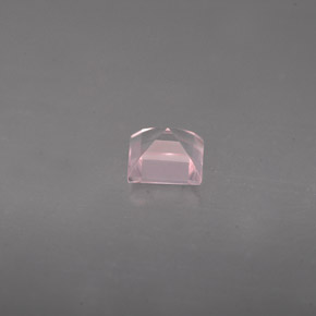 0.62克拉天然粉色粉晶，透明，5.1×5毫米，透明/半透明