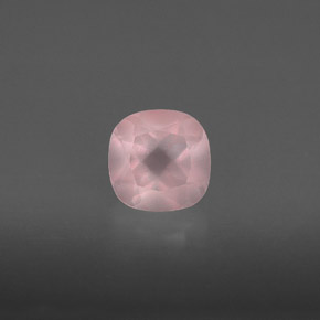 0.90克拉天然粉色粉晶，透明，6.1×6.1毫米，透明/半透明
