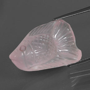 15.69克拉天然粉色粉晶，异形，23.9×14.6毫米，透明